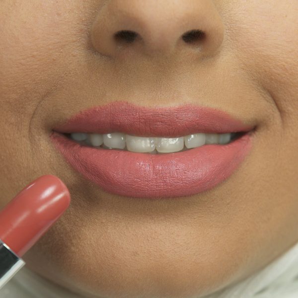 Dermaliscio Velvet lūpu krāsa Ice Lips VL15