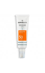 SOPHIE ĀDAS PIGMENTA PLEKSTU SAMAZINOŠS AIZSARGĀJOŠS SEJAS KRĒMS SPF50, 50 ML
